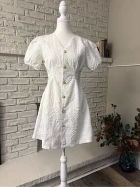 Zara White Jacquard Puff Sleeve Mini Dress - Open Back Combination Style